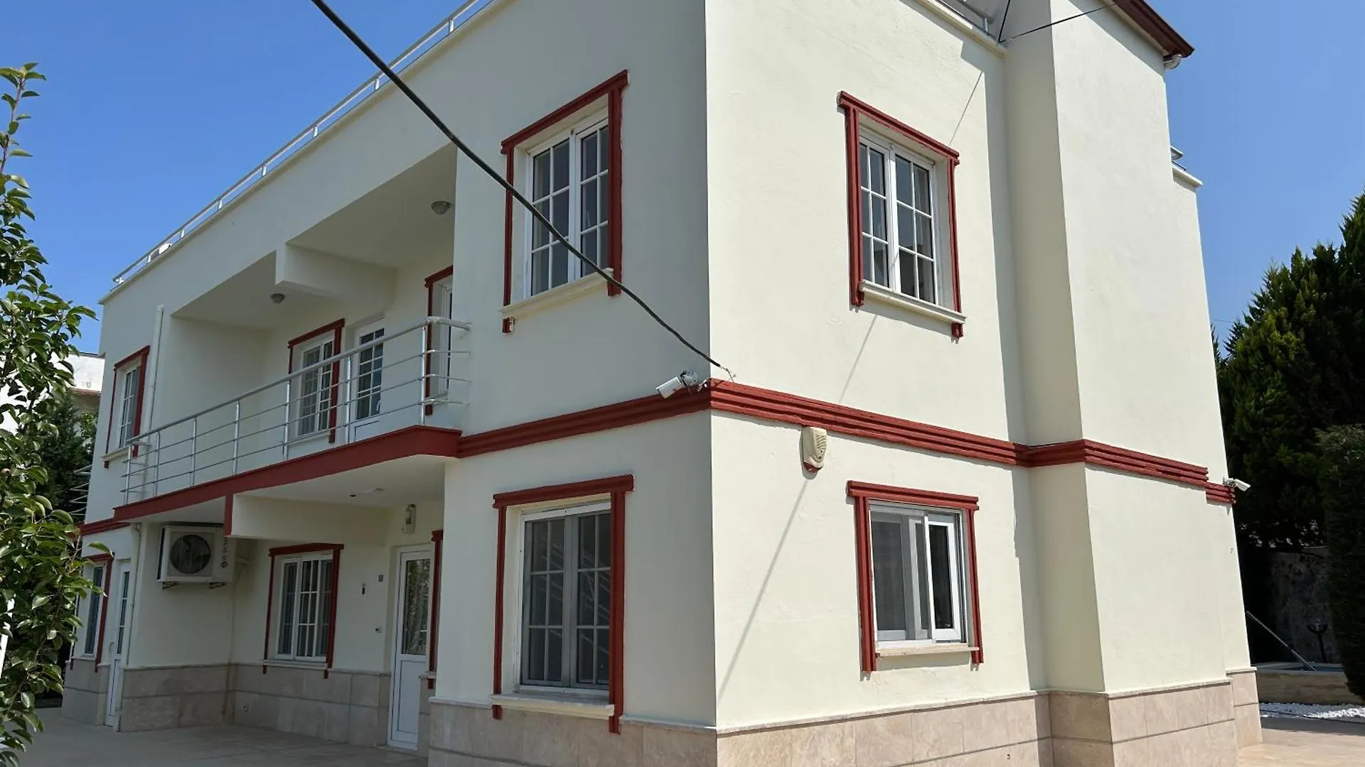 Villa Tuerkan Κουσάντασι