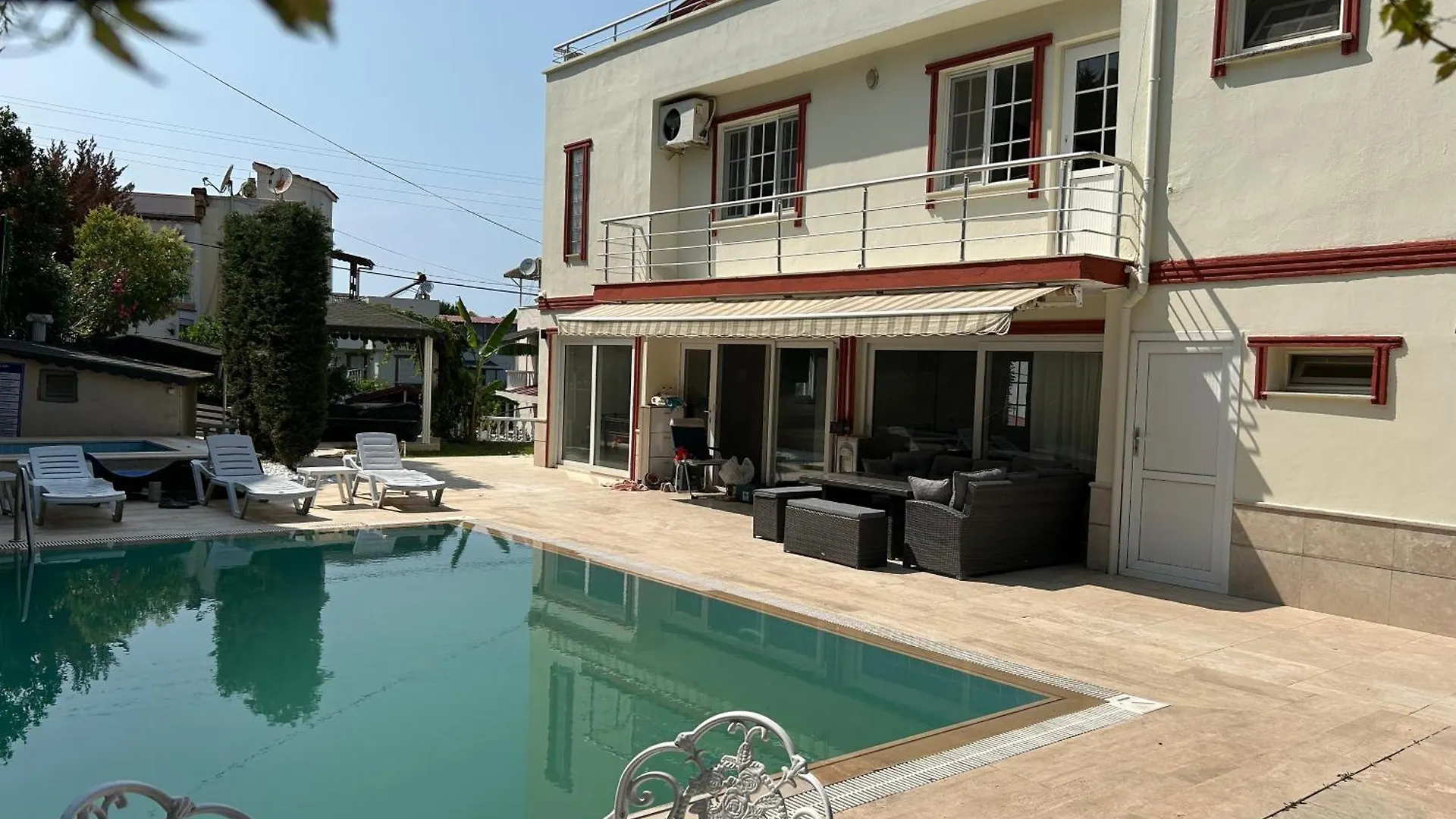 Villa Tuerkan Κουσάντασι